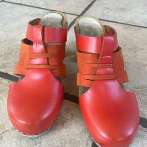 Lotta from Stockholm Red Clogs